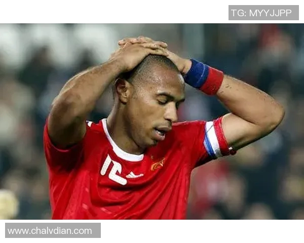 亨利足球明星头像女生的魅力与风采展现